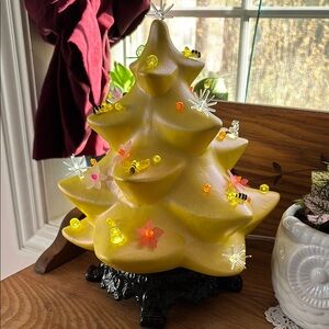 Jamar Mallory ceramic Christmas tree